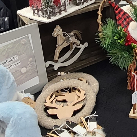 Deer Head Hanging  7" - Picture 2 of 3